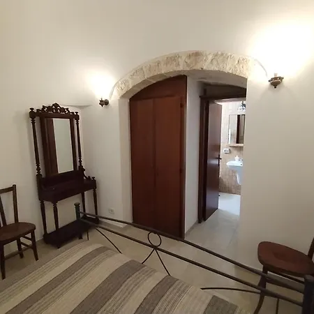 Trulli Con Piscina Privata *