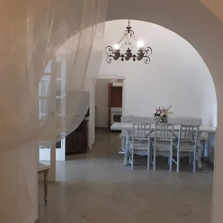 別荘 Trulli Con Piscina Privata *